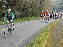 ひとり飛び出したのは、原選手