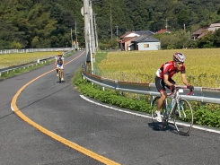 緩斜面の終わり。ココまでは、コースもドライ